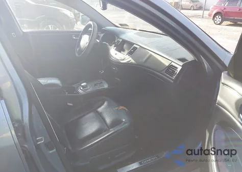 2009 Hyundai Genesis 4.6 z USA, uszkodzony, nr VIN KMHGC46F09U040301